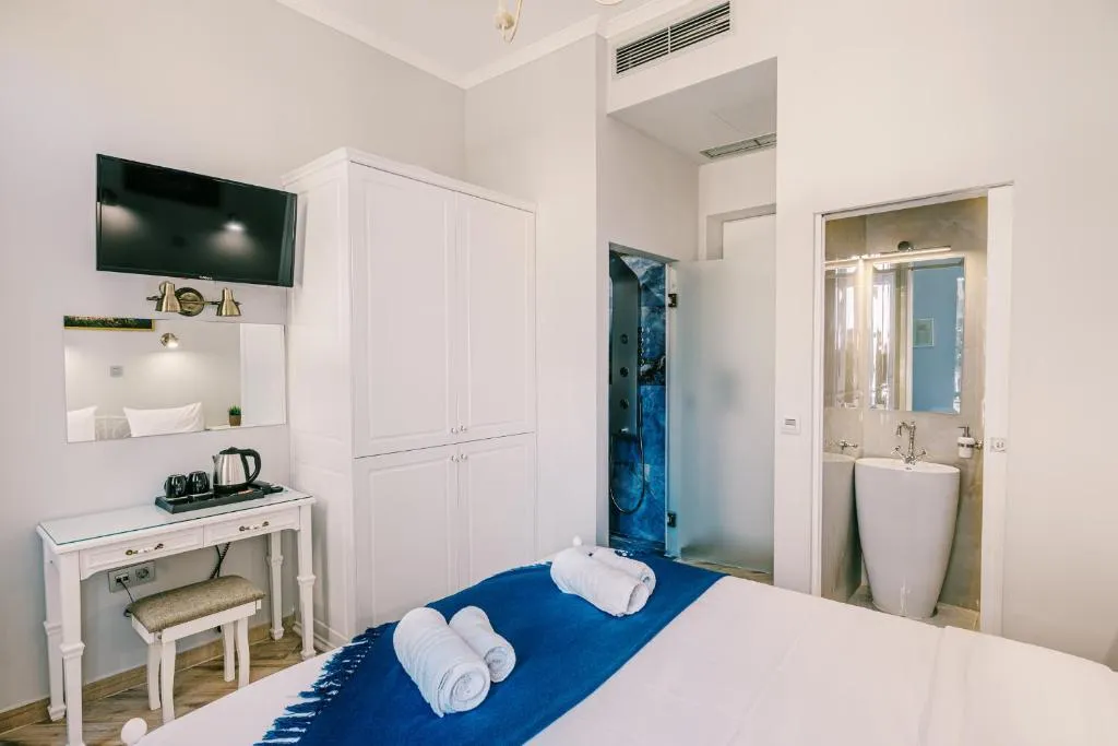 DOUBLE WITH BALCONY Room, Neapolis 1897  Boutique Hotel, Athens