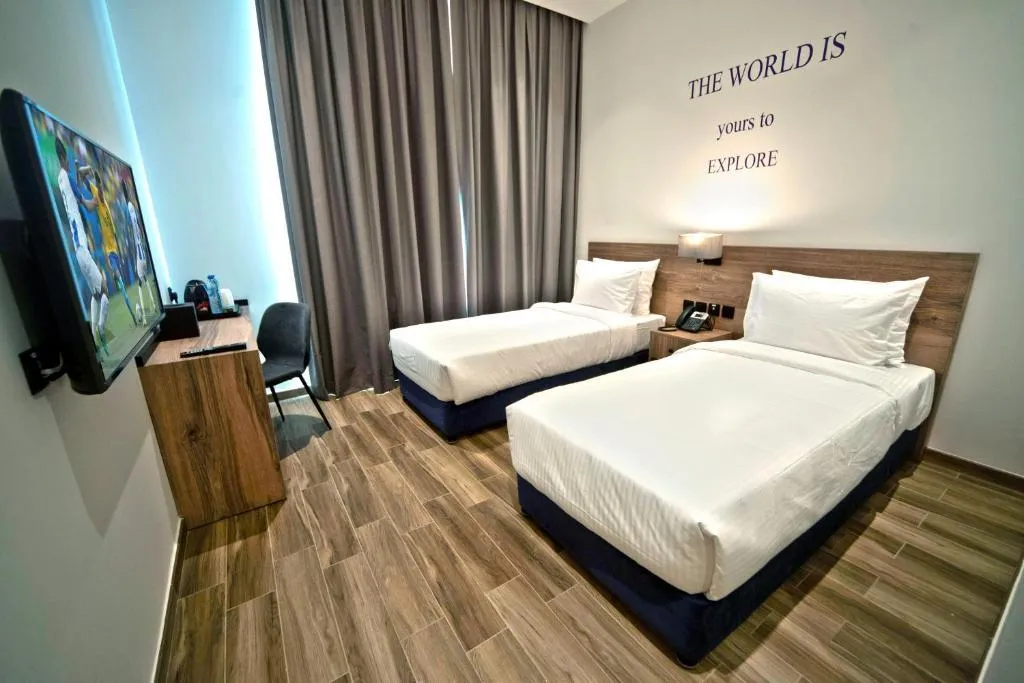 Room, Kingsgate Canal Hotel, Dubai
