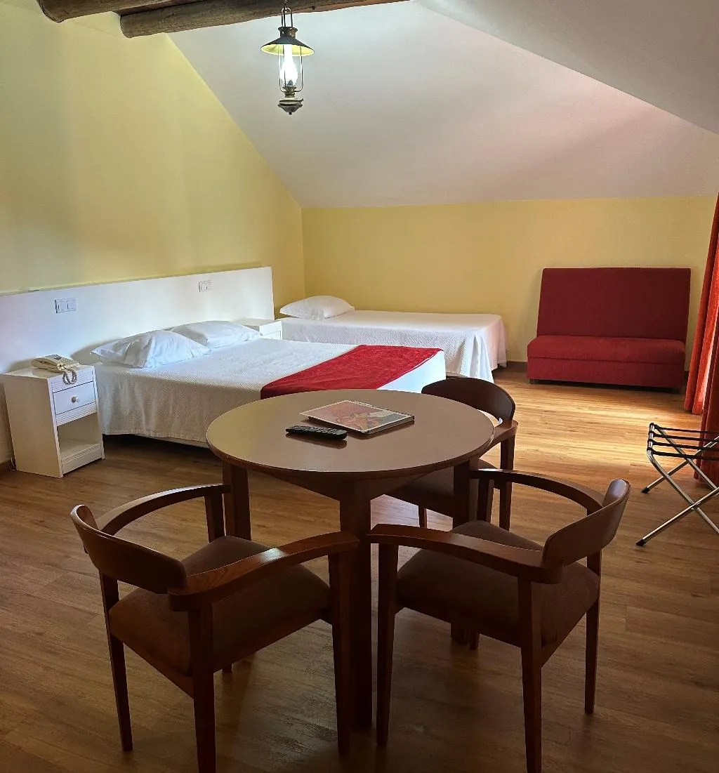 Double or Twin SUPERIOR Room, Valley View Hotel Encumeada, Madeira