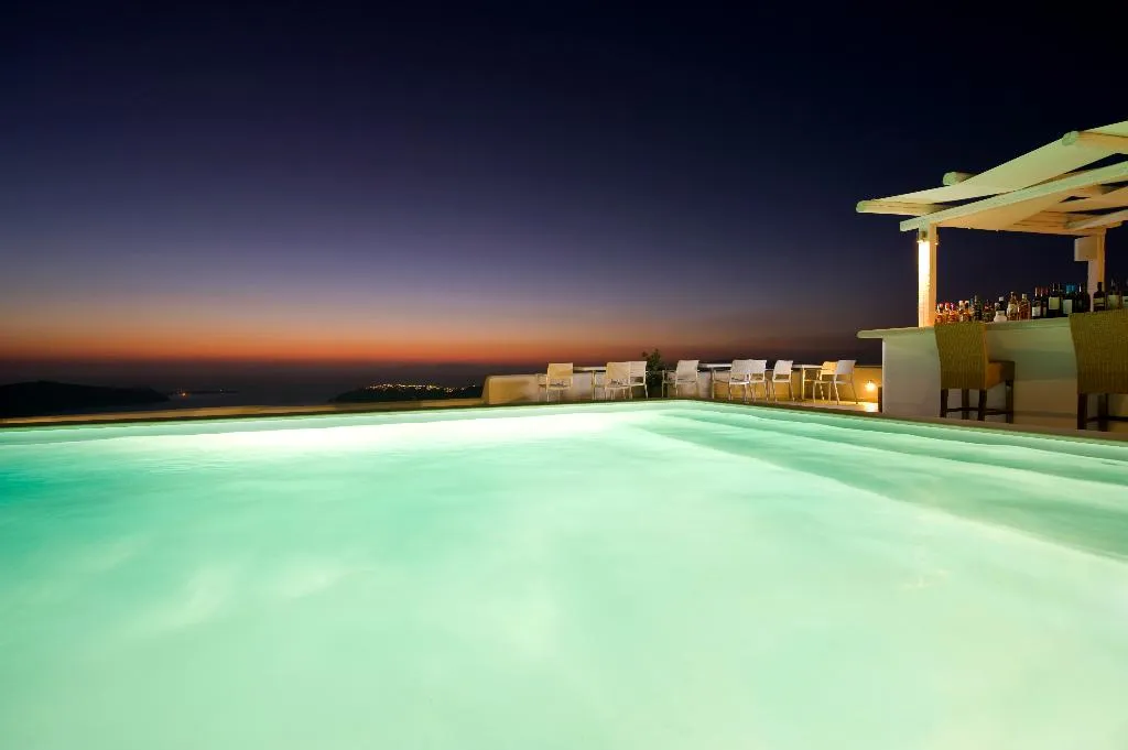 Bar, Gold Suites, Santorini