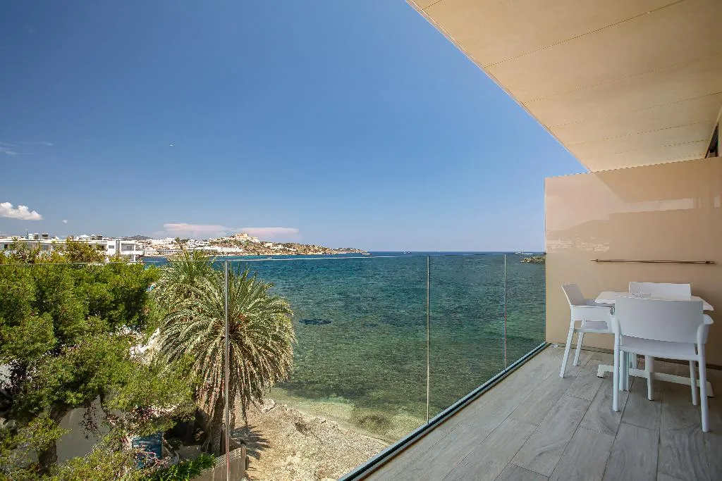 Double or Twin CAPACITY 3 Room, Torre del Mar Ibiza, Ibiza