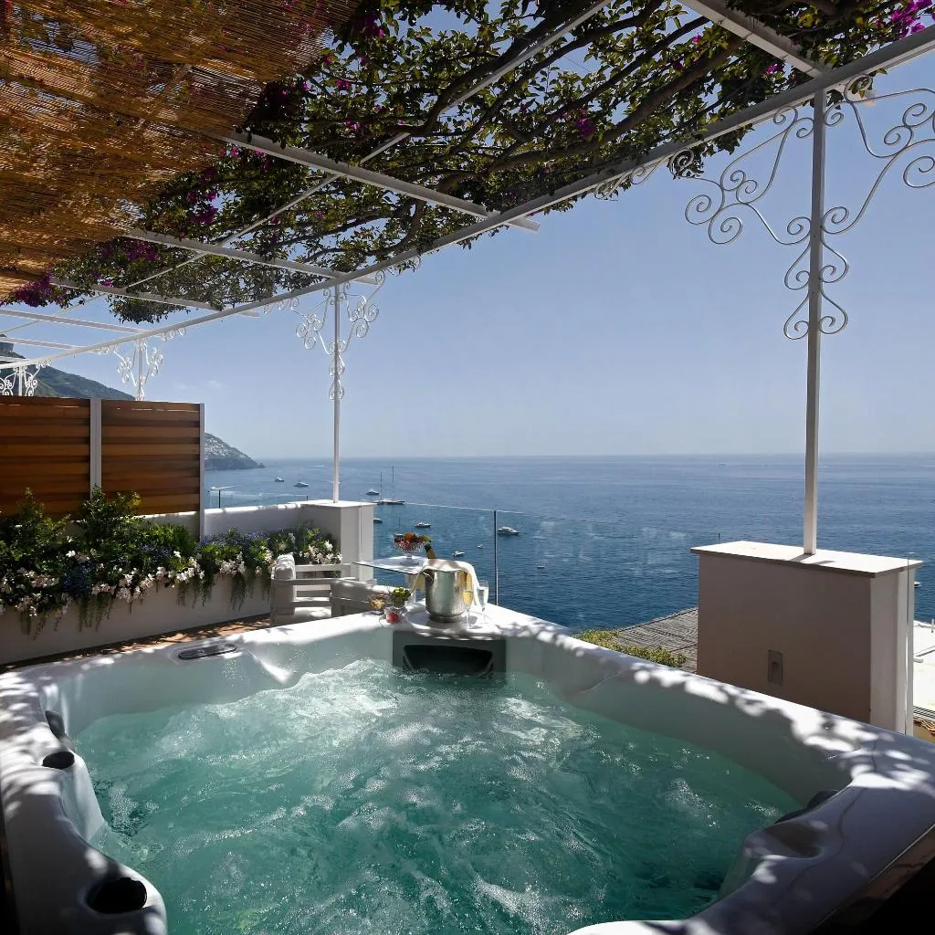 Terrace, Montemare, Naples