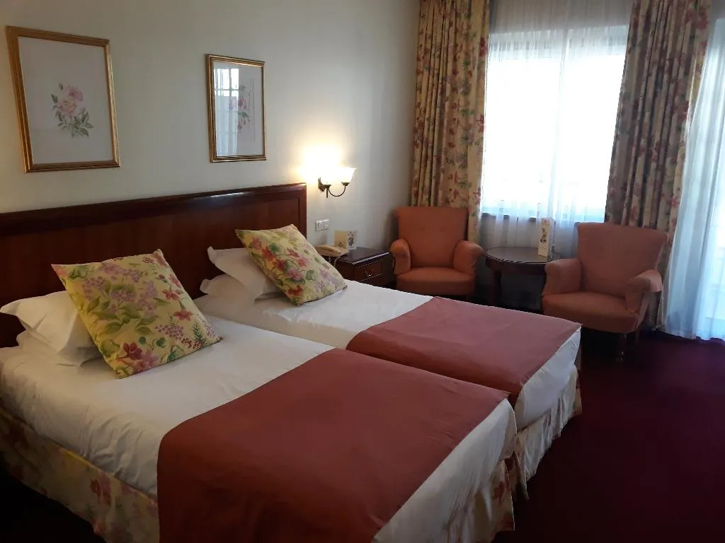 Double or Twin SUPERIOR WITH BALCONY Room, Quinta da Penha de Franca, Madeira