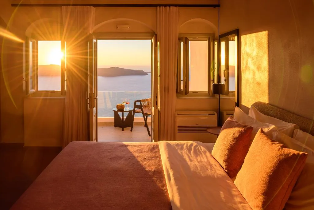 TRIPLE ONE BEDROOM ONE BATHROOM Room, Andromeda Villas, Santorini
