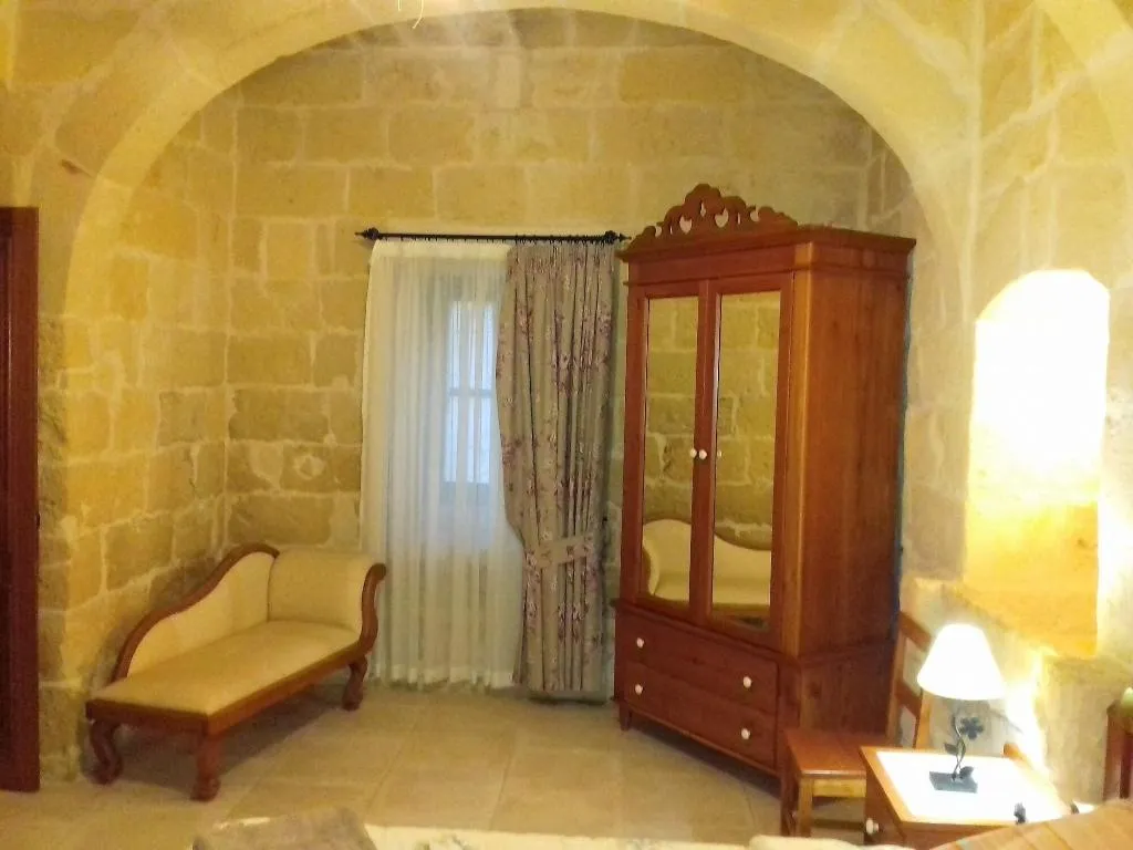 Room, Gozo B&B, Gozo