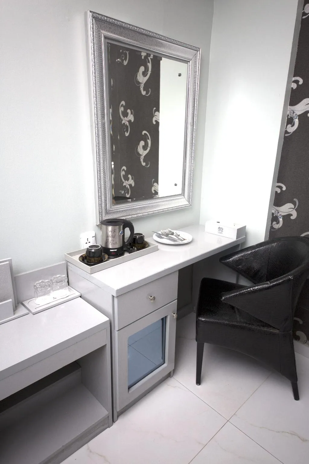 TRIPLE STANDARD Room, White Fort Hotel, Dubai