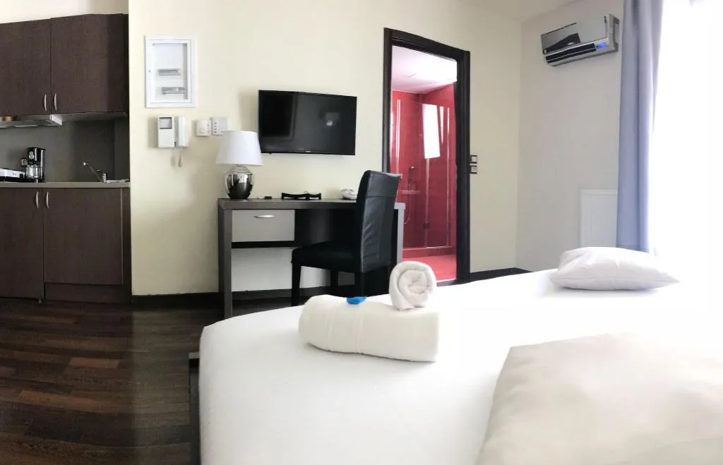 Room, Athens Luxury Suites, Athens