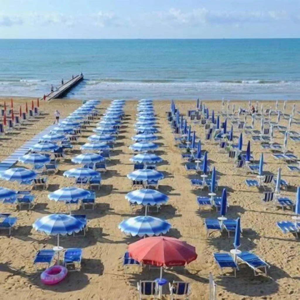 Beach, Hotel Mirage, Venice