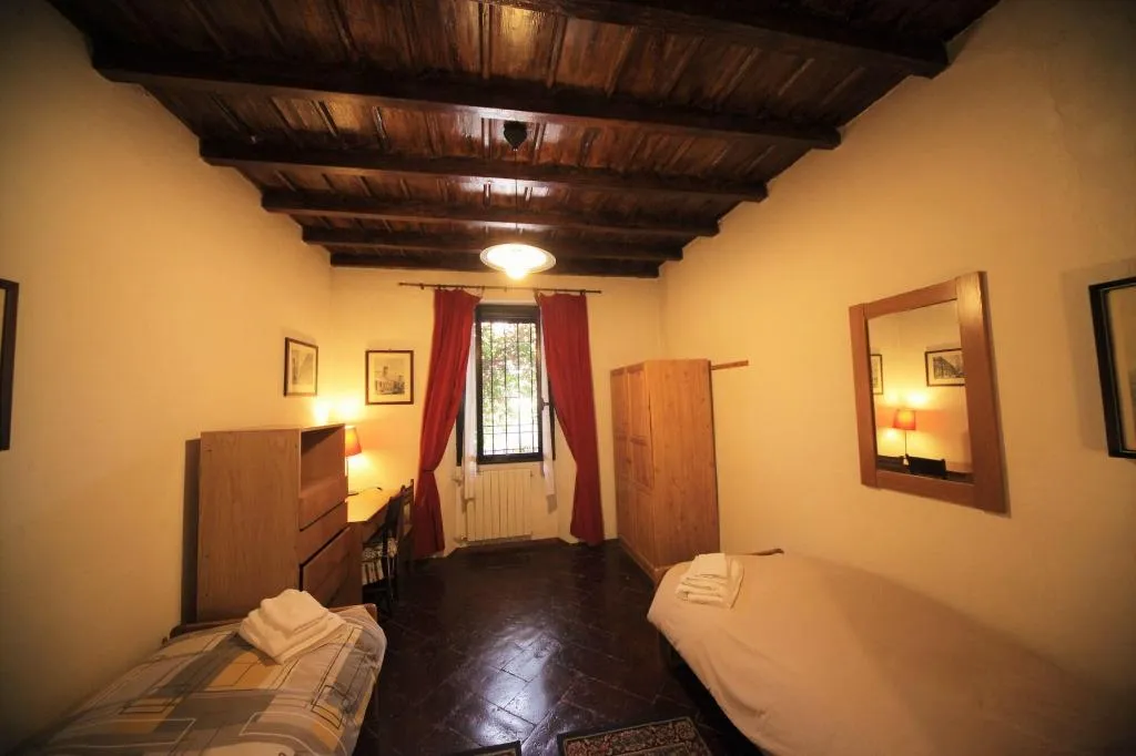 Room, Antica Corte Milanese, Milan