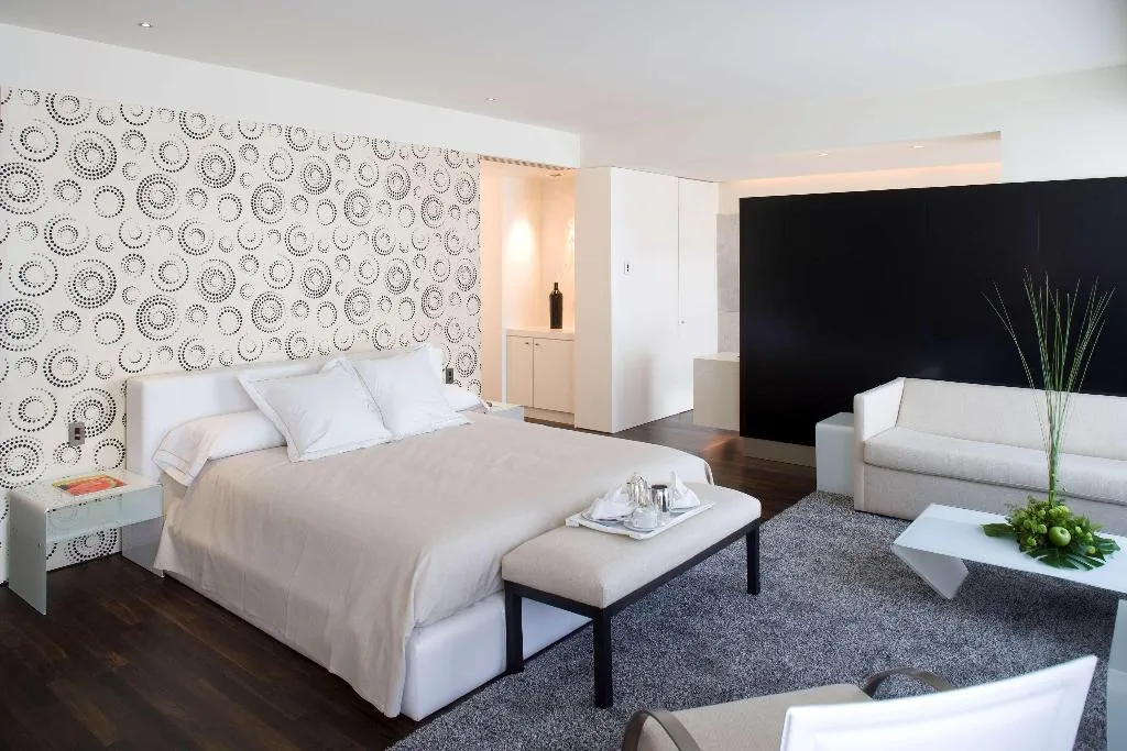 Room, Parador de Alcala de Henares, Madrid