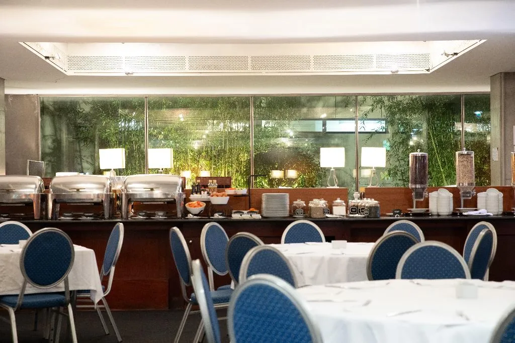 Restaurant, VIP Executive Art's, Lisbon