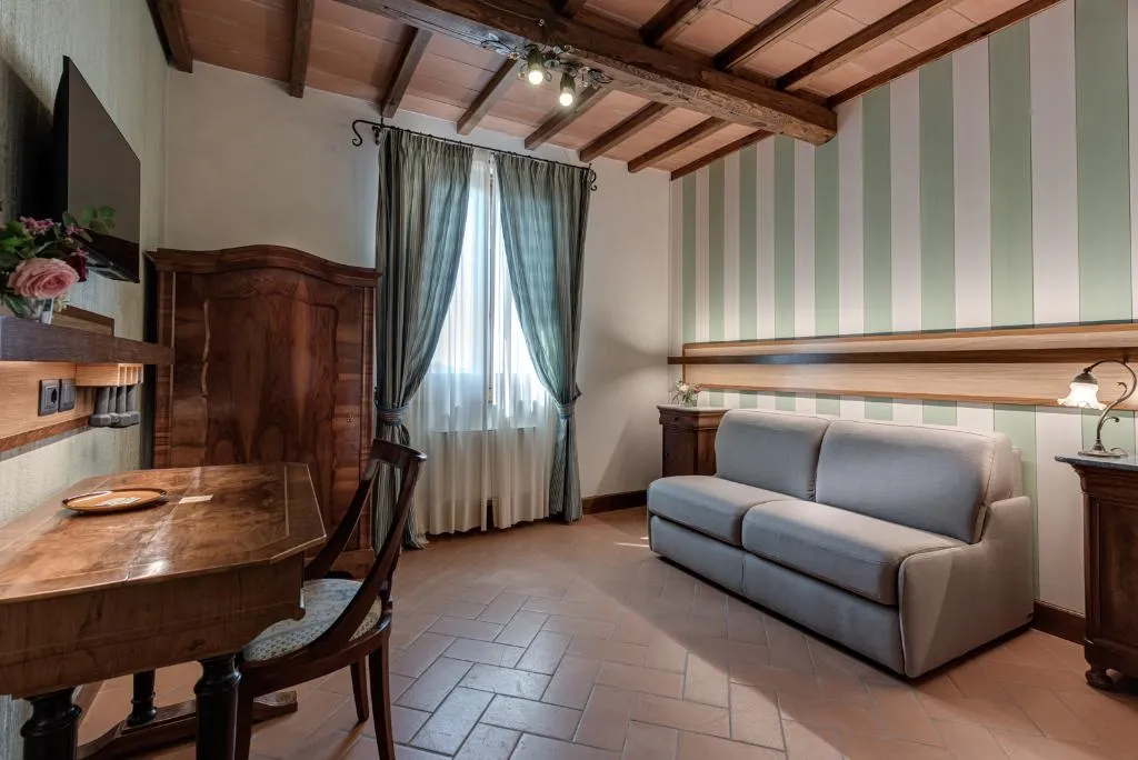 SUITE STANDARD Room, Locanda Poggioleone, Perugia