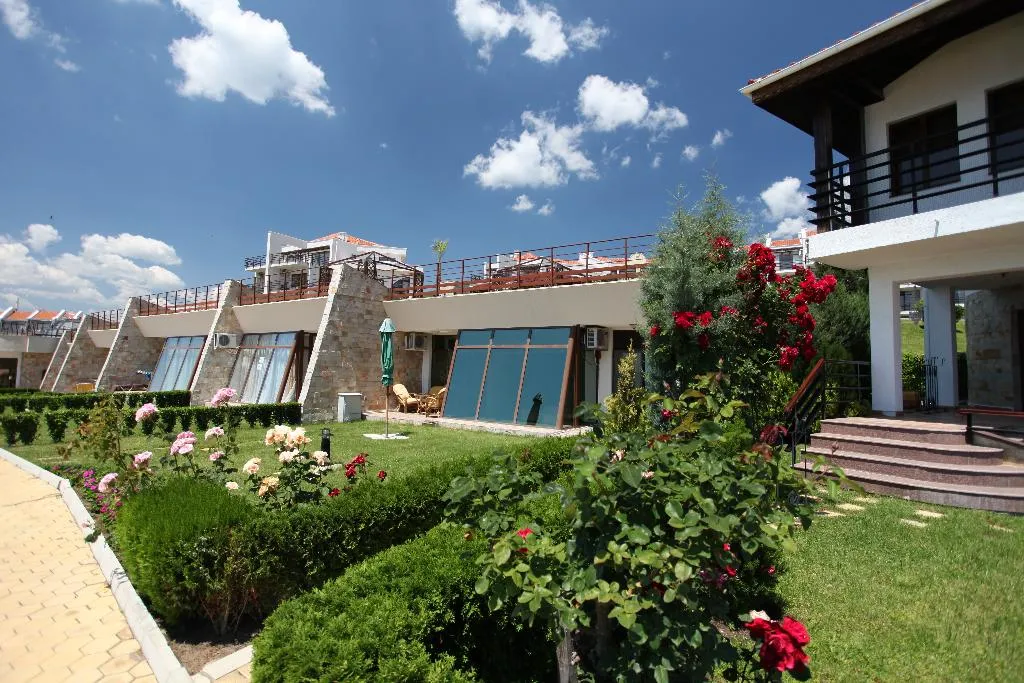 General view, Diamond Apartcomplex, Bourgas