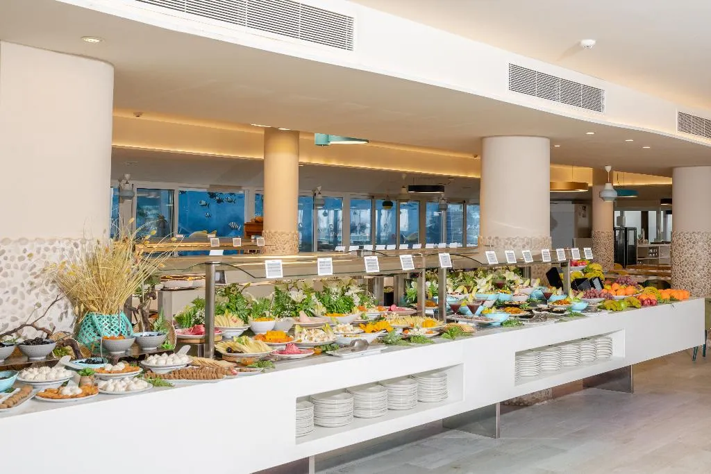 Restaurant, HOVIMA La Pinta Beachfront Family Hotel, Tenerife