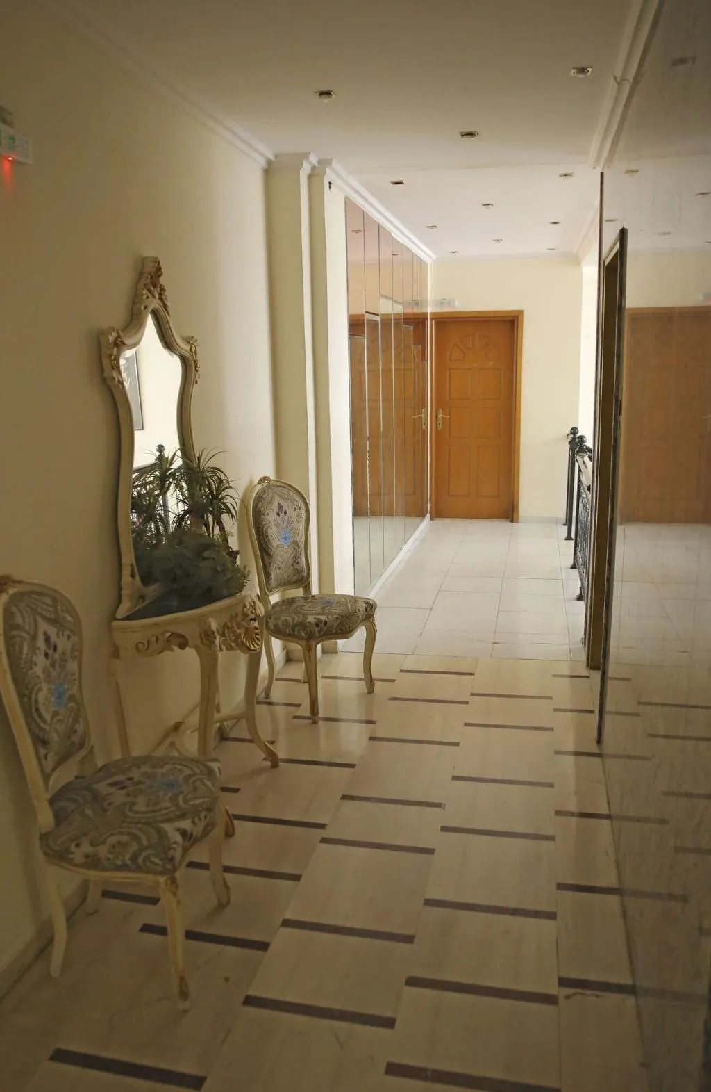 Lobby, Hotel Anesi, Athens