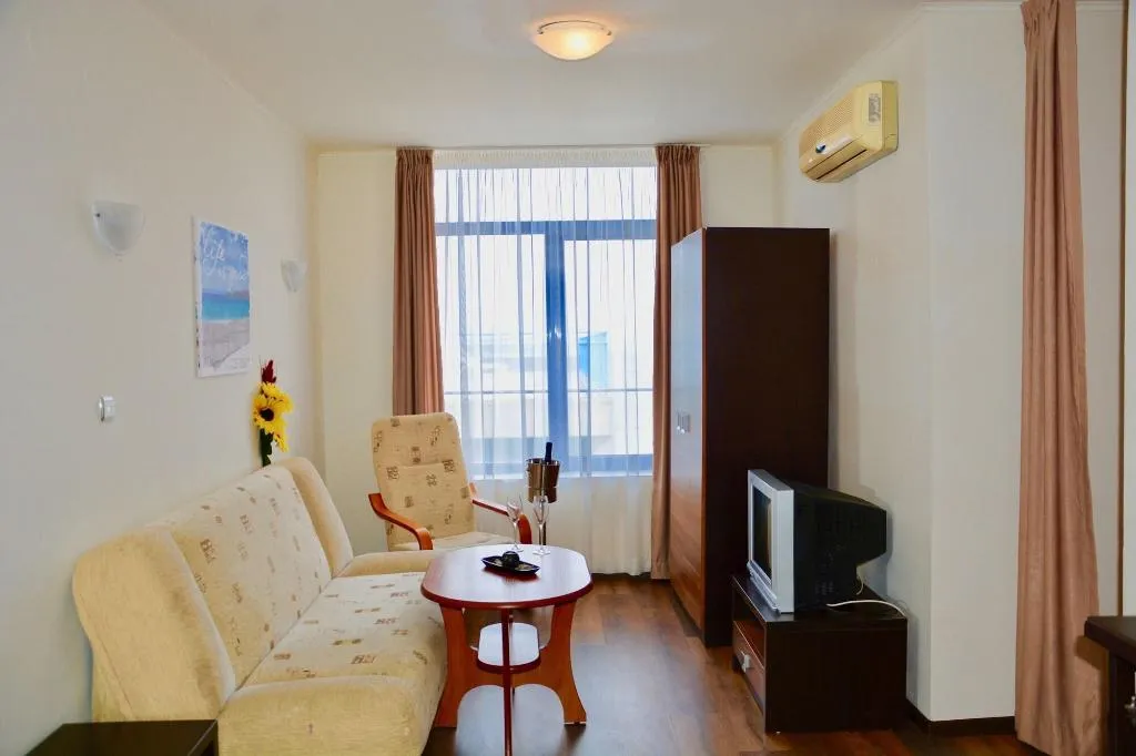 Room, Rainbow 1 Holiday Complex, Bourgas