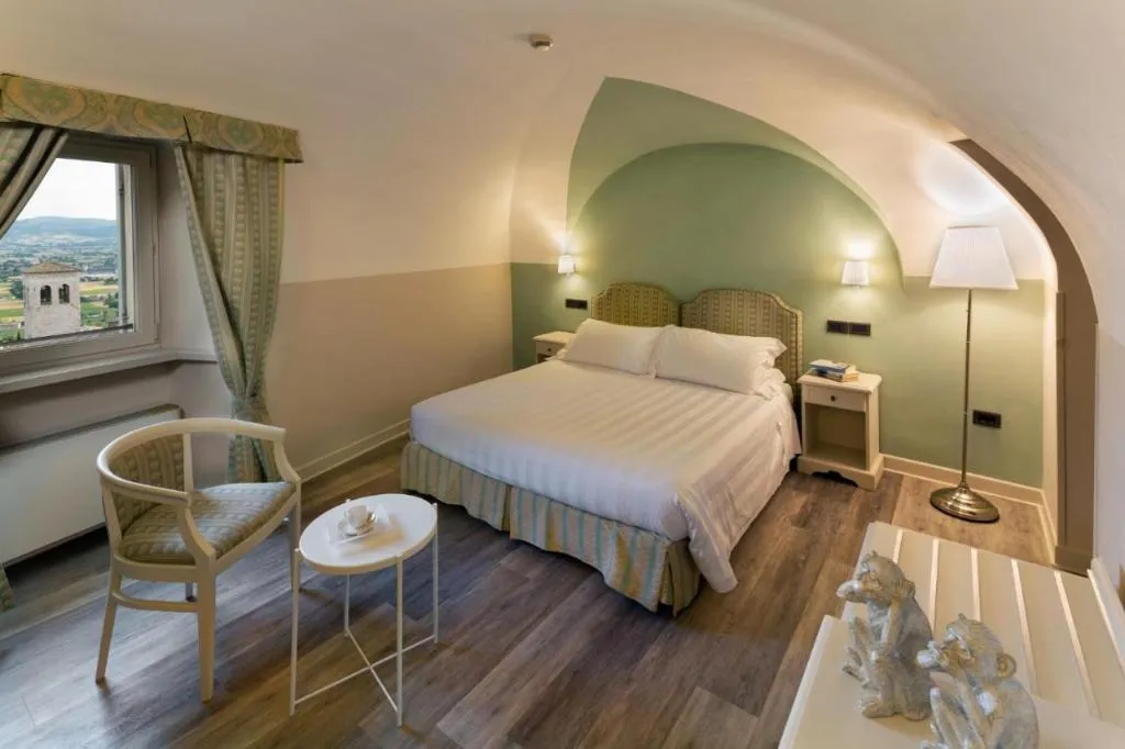 JUNIOR SUITE CAPACITY 2 Room, Hotel Fontebella, Perugia