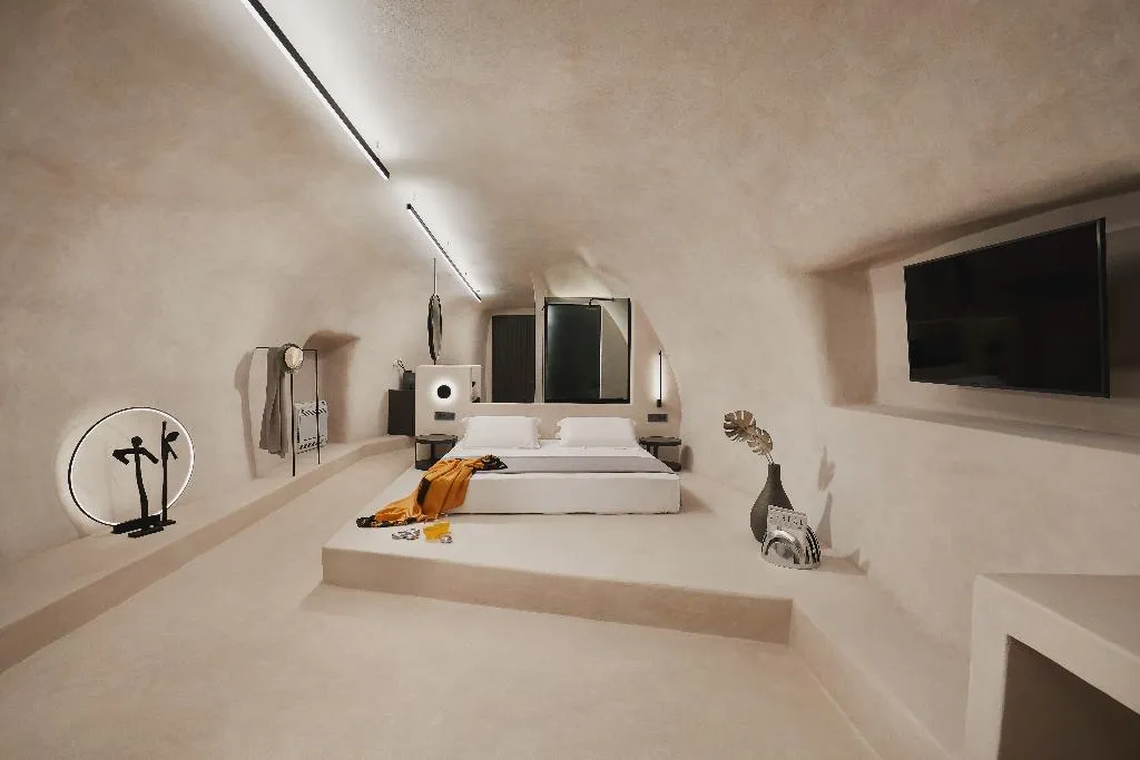 SUITE STANDARD Room, Divine Cave Experience, Santorini