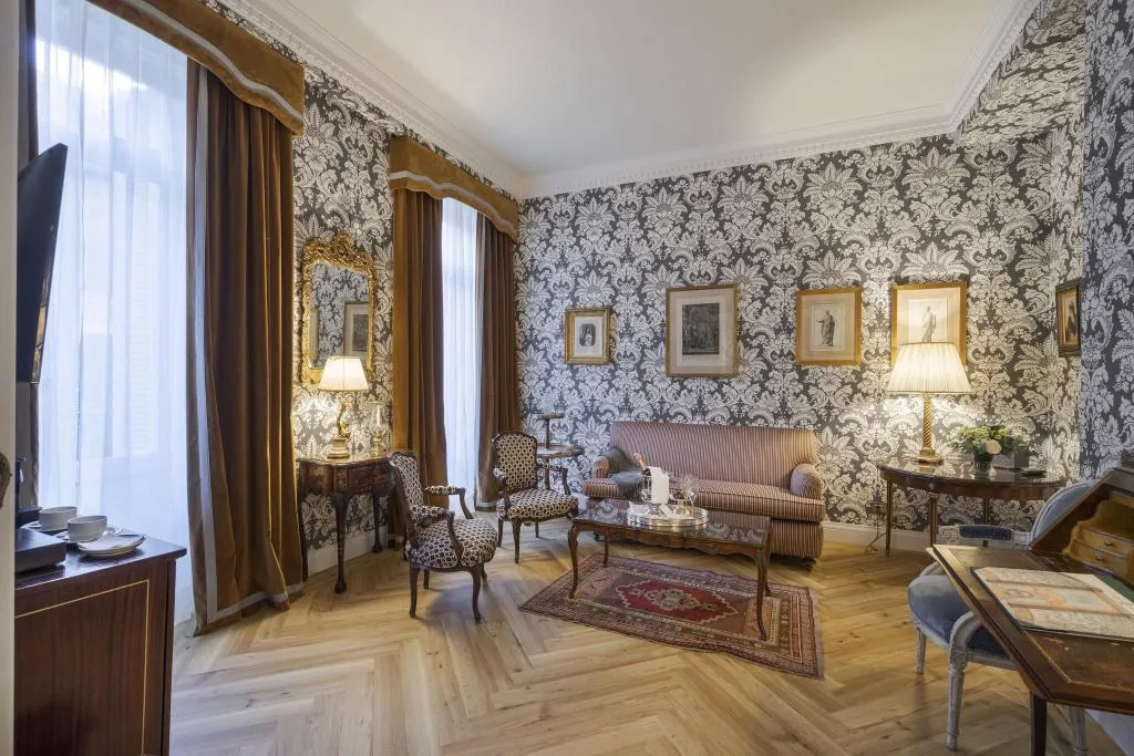 SUITE DELUXE TWO BEDS Room, Relais & Chateaux Orfila, Madrid