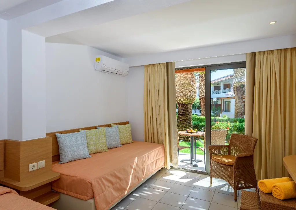 FAMILY ROOM STANDARD Room, Annabelle Beach Resort, Crete