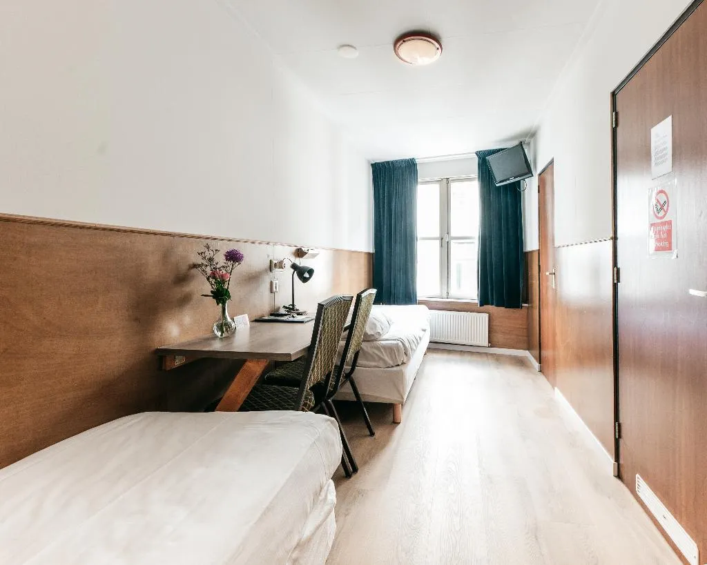 TWIN STANDARD Room, Hotel Van Gelder, Amsterdam