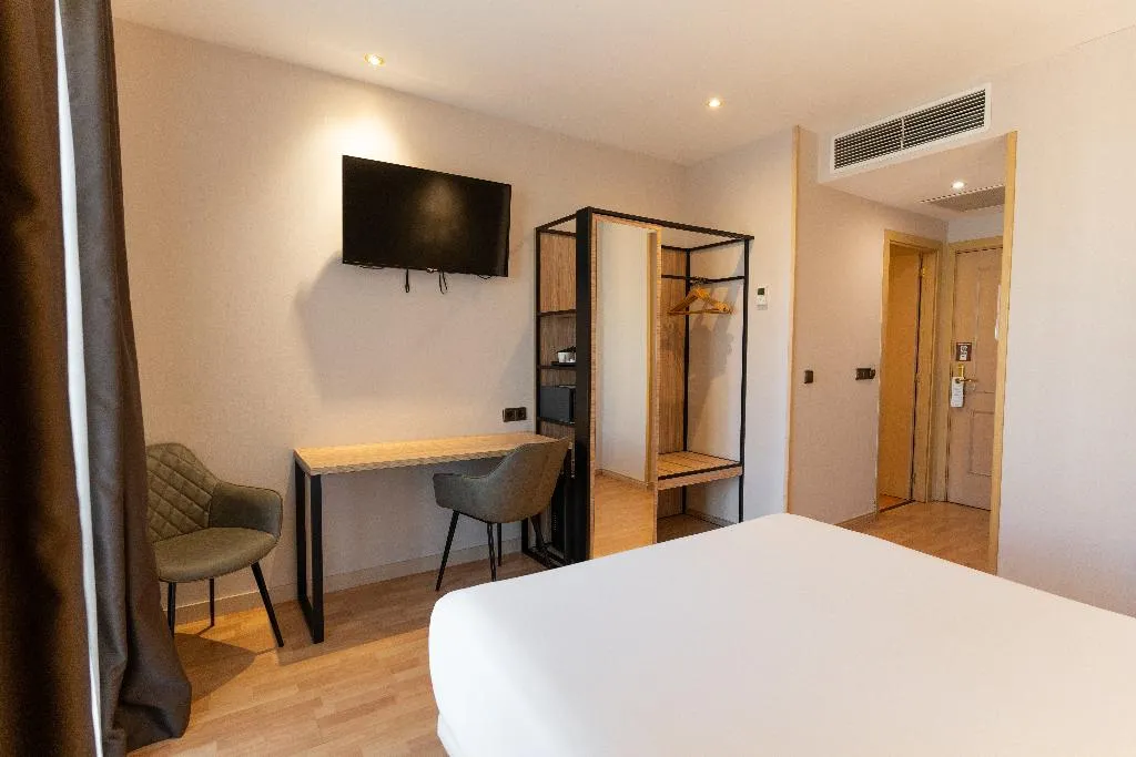DOUBLE SINGLE USE SUPERIOR Room, Petit Palace Eixample, Barcelona