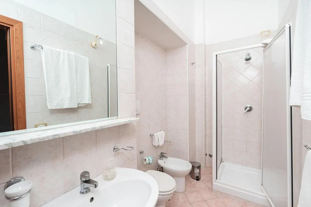 DOUBLE STANDARD Room, Fontana, Naples