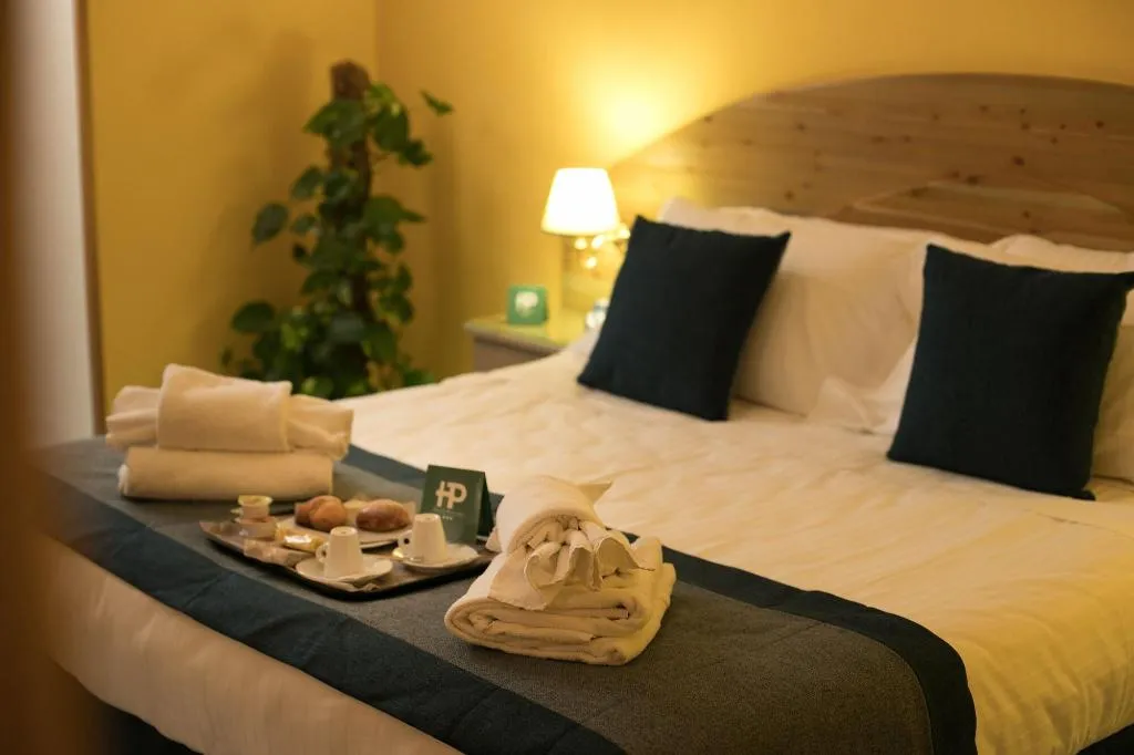 Room, Hotel Potenza, Naples