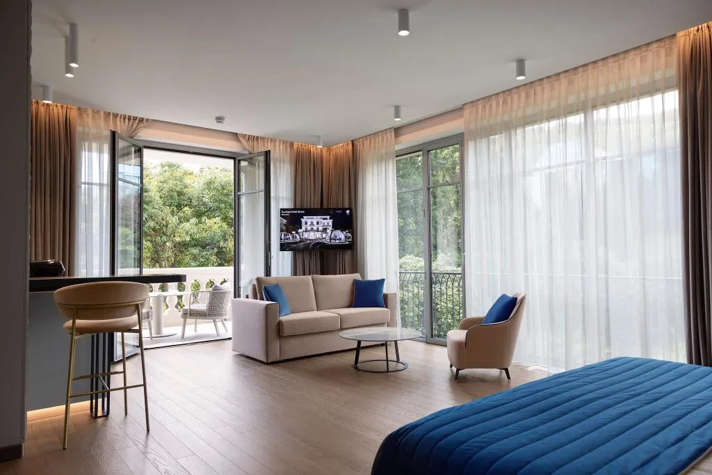 Room, Boutique Hotel Stresa, Milan