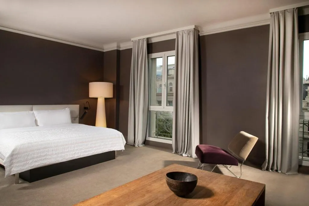 Room, Le Meridien Barcelona, Barcelona