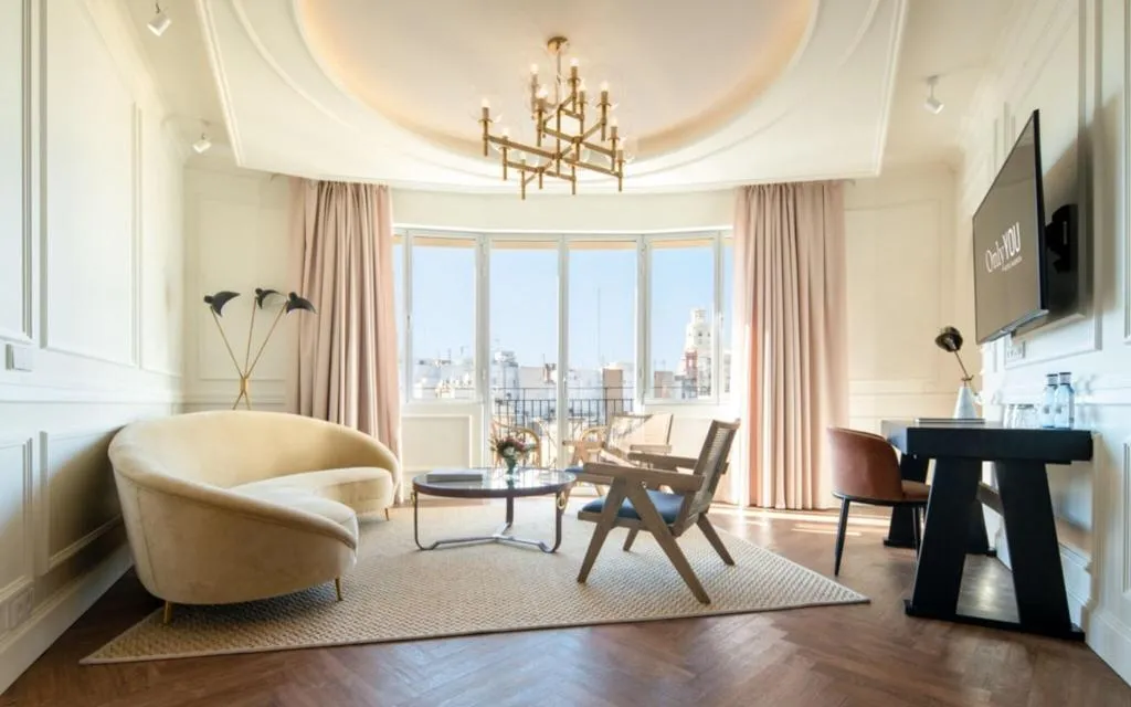 SUITE Presidential Room, Only YOU Hotel Valencia, Valencia