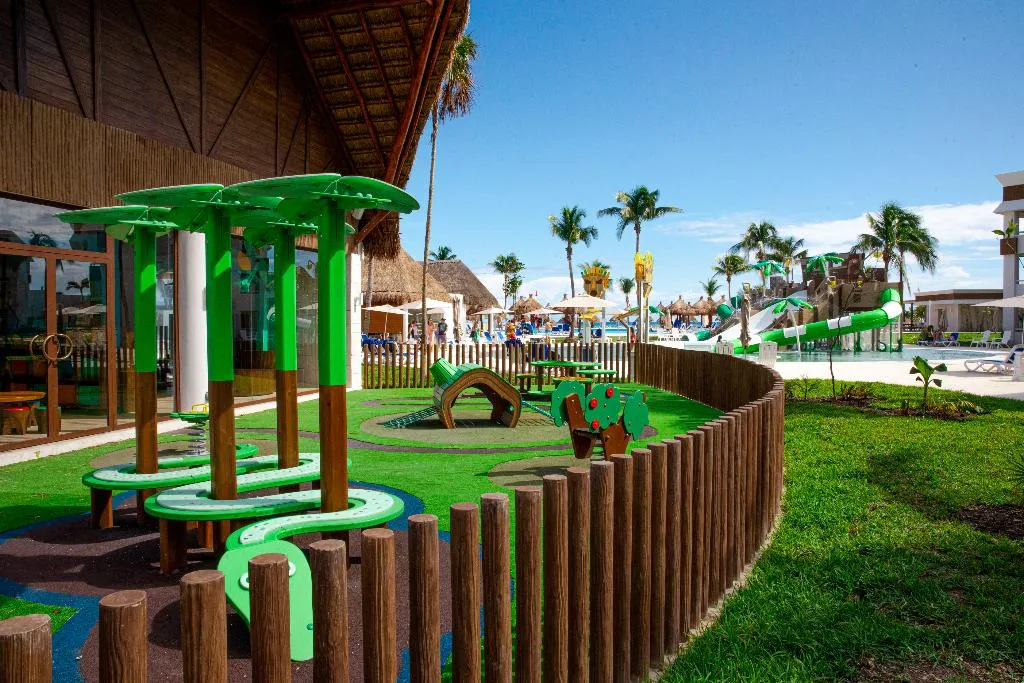 Sports and Entertainment, Bahía Príncipe Explore Tulum, Cancun Area