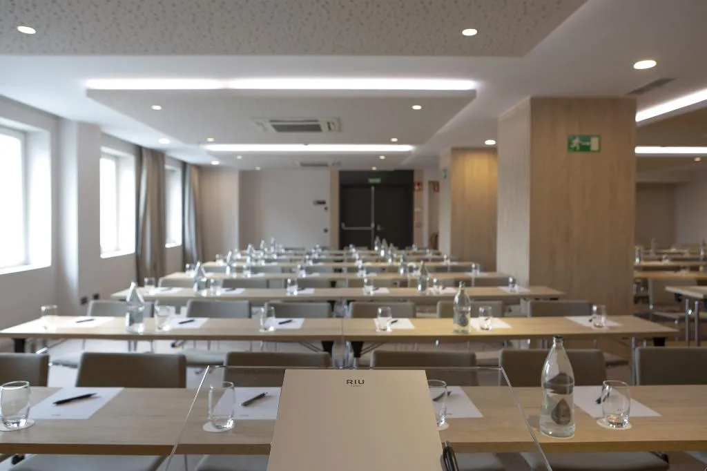 Conferences, Hotel Riu Plaza España, Madrid