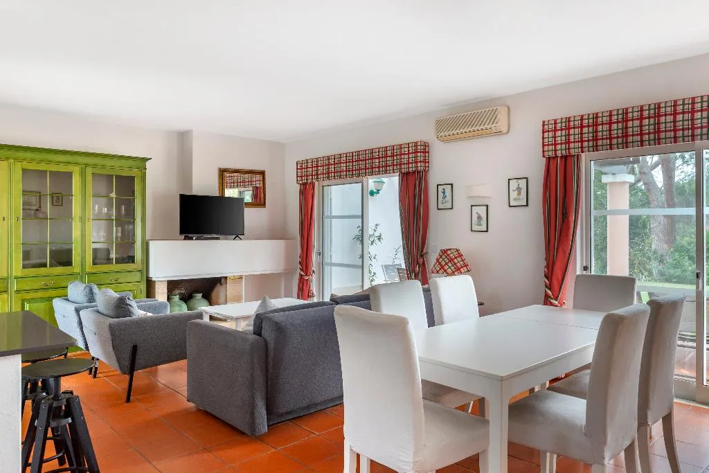 APARTMENT TWO BEDROOMS Room, Vilar do Golf, Algarve
