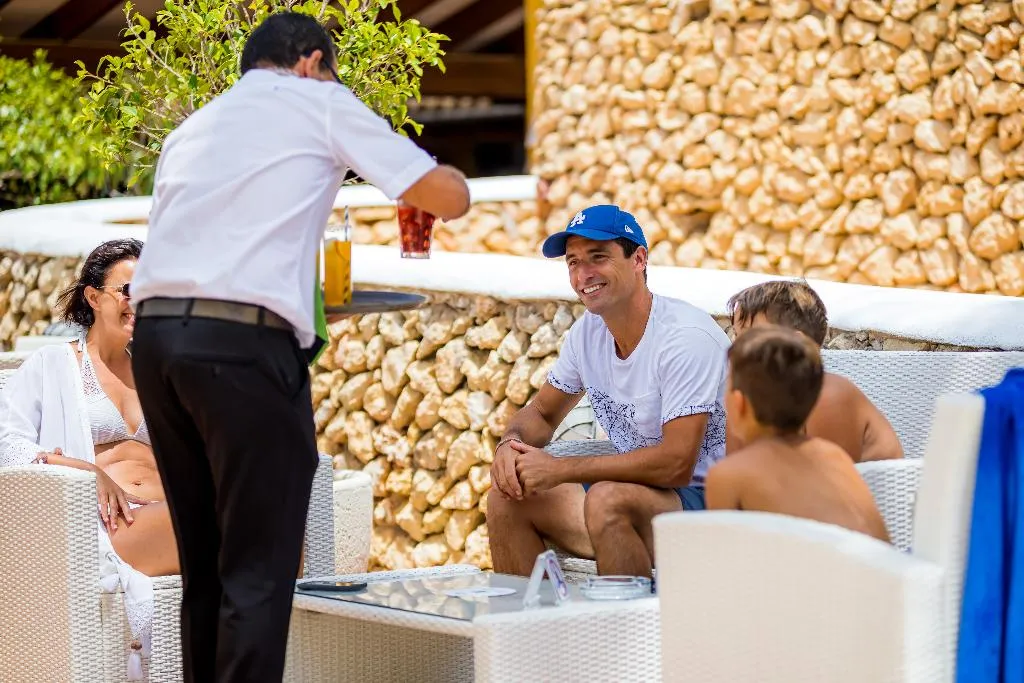 Bar, Royal Son Bou Family Club, Menorca