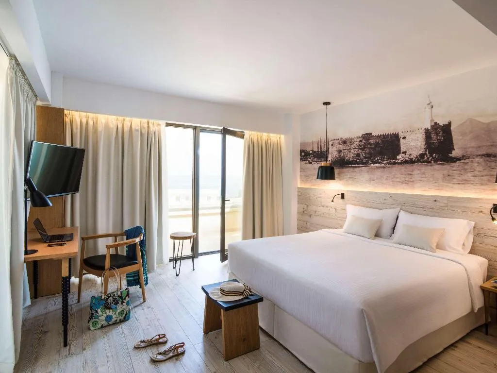 Room DELUXE Room, Ibis Styles Heraklion Central, Crete