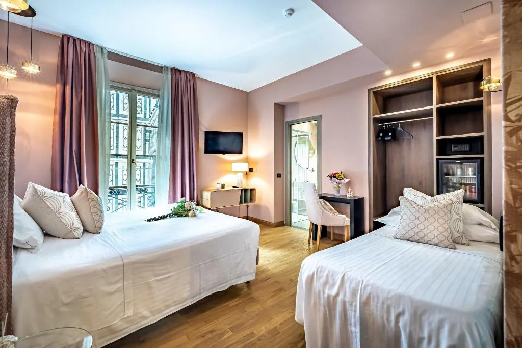 TRIPLE SUPERIOR Room, Duomo Firenze, Florence