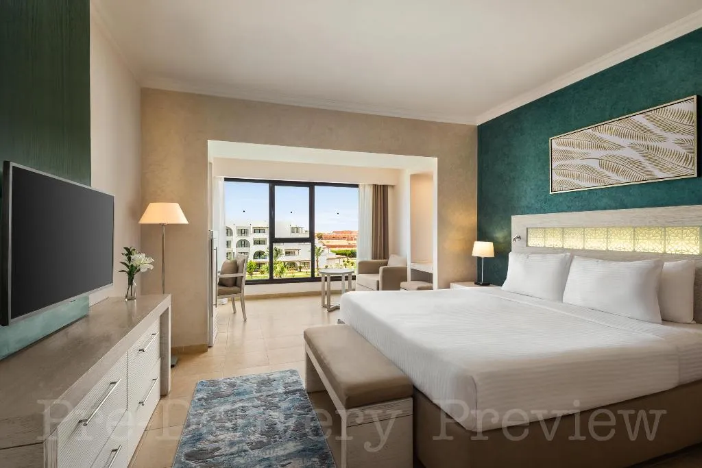 DOUBLE DELUXE QUEEN BED Room, Mövenpick Waterpark Resort & Spa Soma Bay, Red Sea Riviera