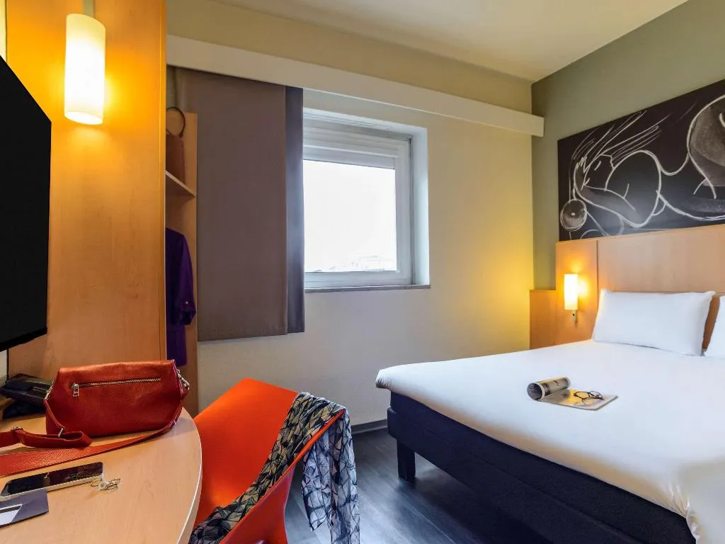 DOUBLE STANDARD Room, Ibis Milano Centro, Milan
