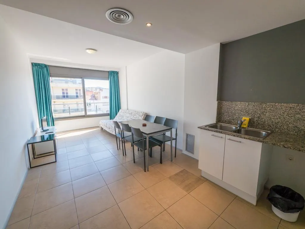 STUDIO CAPACITY 3 Room, Apartaments AR Niu d'Or, Costa Brava