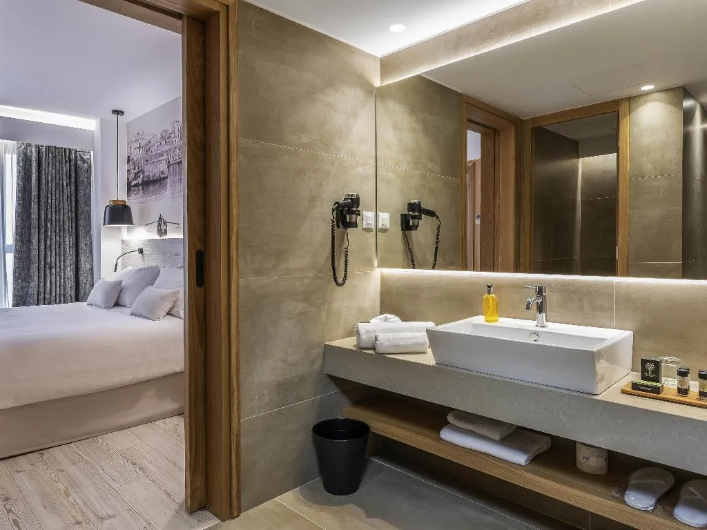 Room, Ibis Styles Heraklion Central, Crete