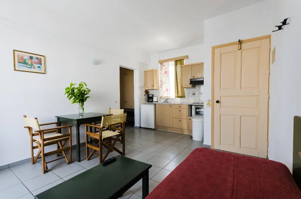 TRIPLE CITY VIEW Room, Happiness Apartments, Crete