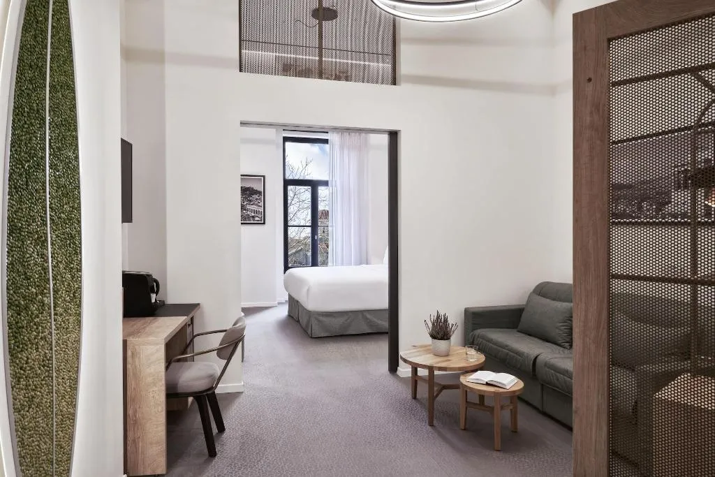 Room, NLH Monastiraki, Athens