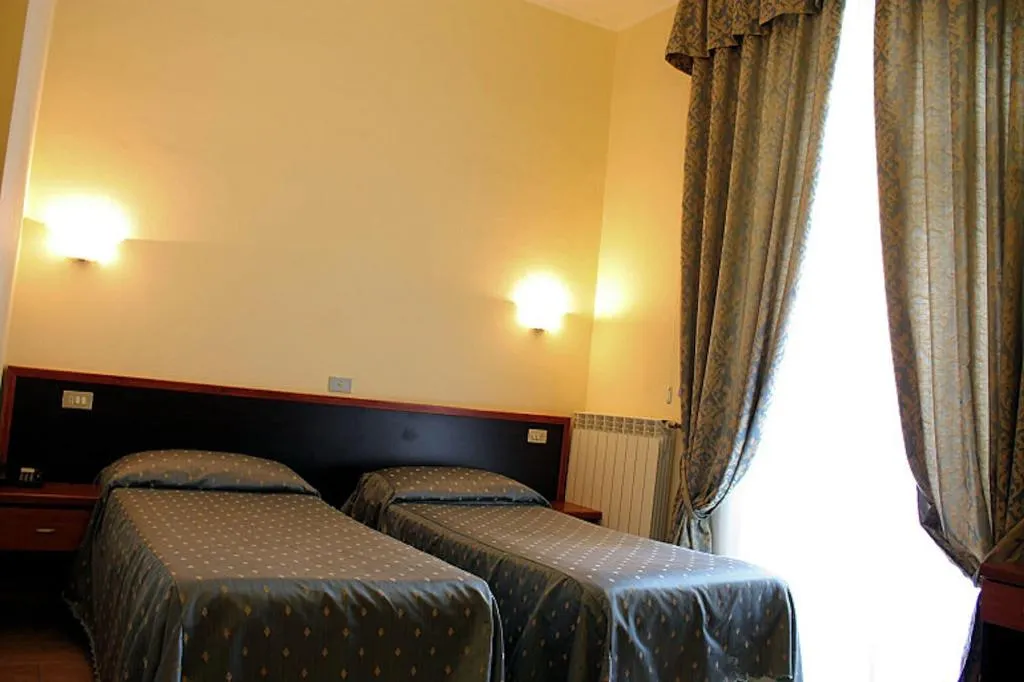 Room, Hotel Atena, Milan