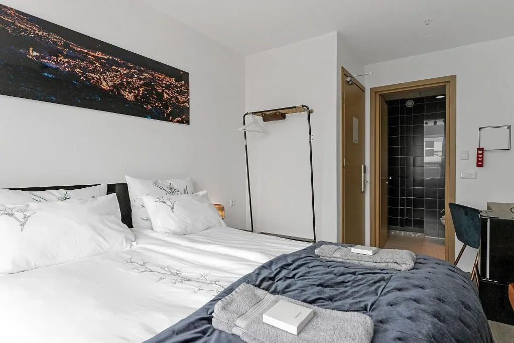 TWIN WITH VIEWS Room, City Center Hotel, Reykjavik