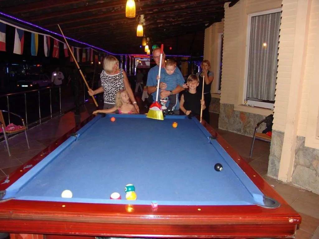 Sports and Entertainment, Kleopatra Ikiz Otel, Antalya