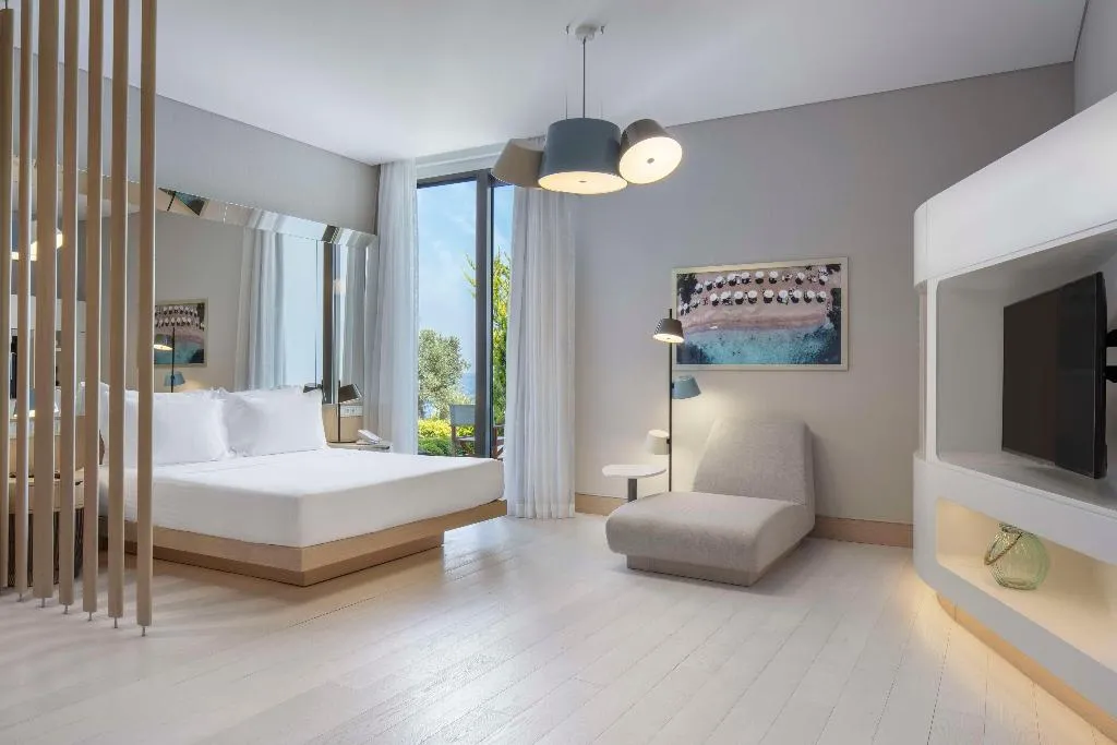 JUNIOR SUITE WITH PRIVATE POOL Room, Susona Bodrum, LXR Hotels & Resorts, Bodrum