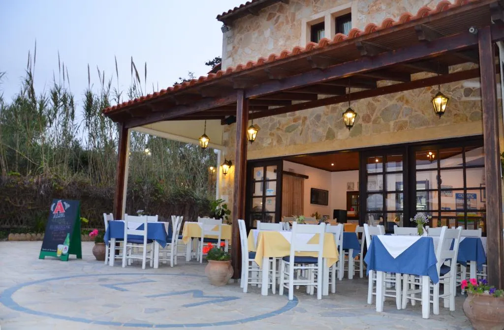 Restaurant, Ledra Maleme, Crete