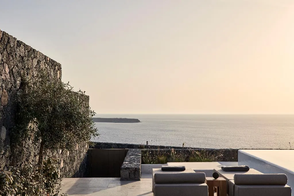 VILLA TWO BEDROOMS WITH PRIVATE POOL Room, Canaves  Epitome, Santorini