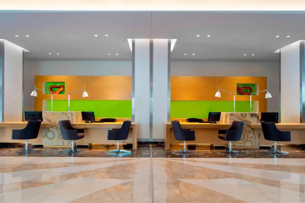 Lobby, Le Meridien Cairo Airport, Cairo